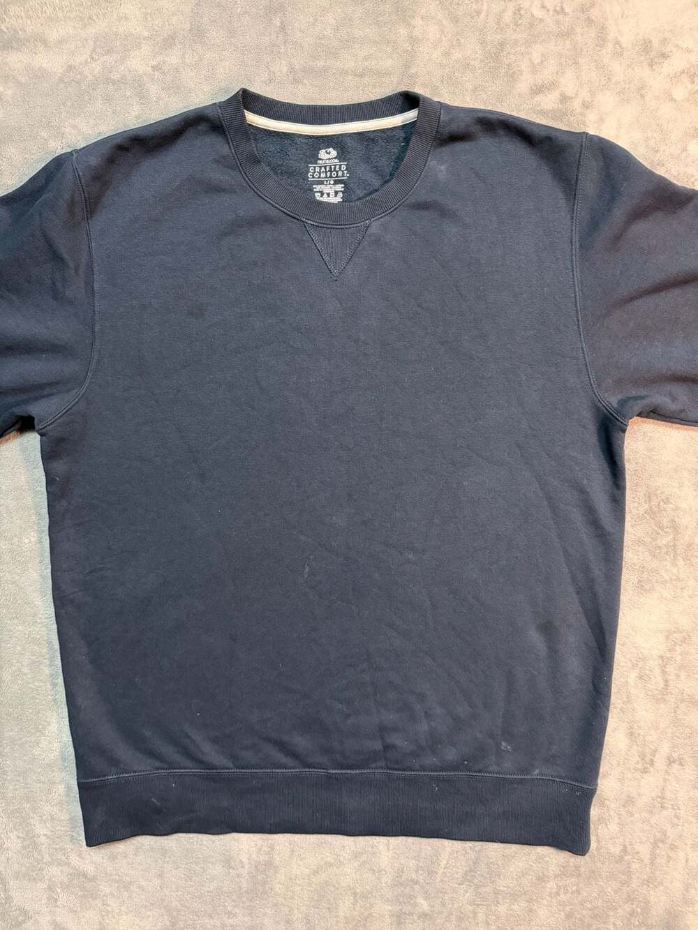 Fruit of the Loom Crafted Comfort Men's Navy Blue Crewneck Sweatshirt Large